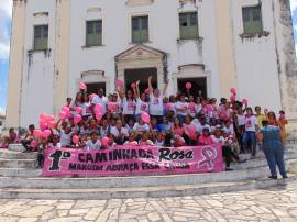 Caminhada marca o encerramento do Outubro Rosa em Maruim